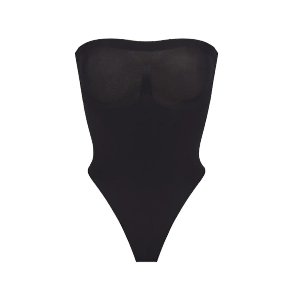 SKIMS Seamless Sculpt Strapless Thong Bodysuit (NWOT)